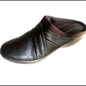 Easy Spirit Womens Dark Brown Leather Slip On  Mules 8.5M